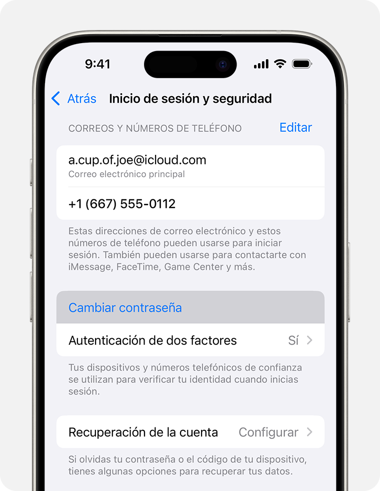 iPhone en el que se muestra la configuración de Inicio de sesión y seguridad, y la opción Cambiar contraseña