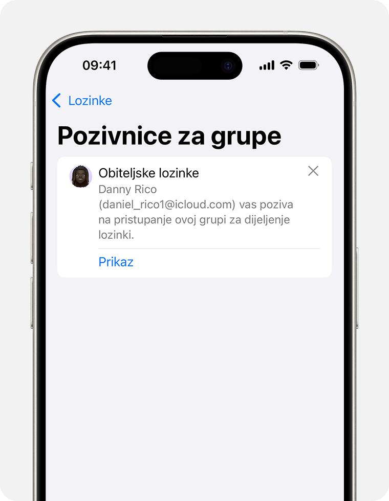 Pregledajte pozivnicu za grupu za dijeljenje pa je prihvatite ili odbijte.