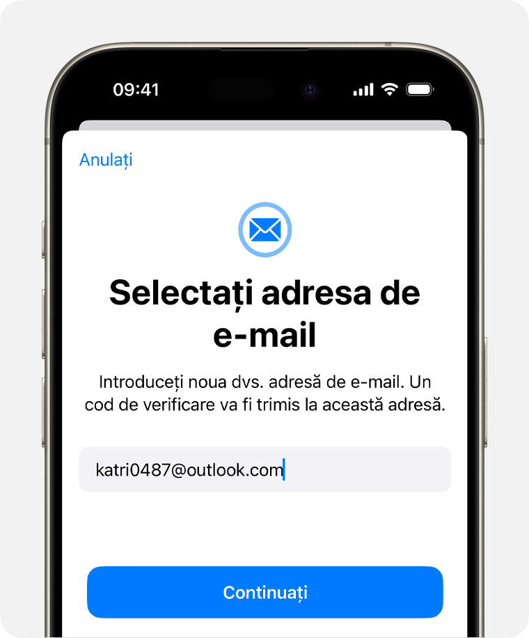 Ecran de iPhone care ilustrează schimbarea adresei de e-mail pentru ID-ul Apple