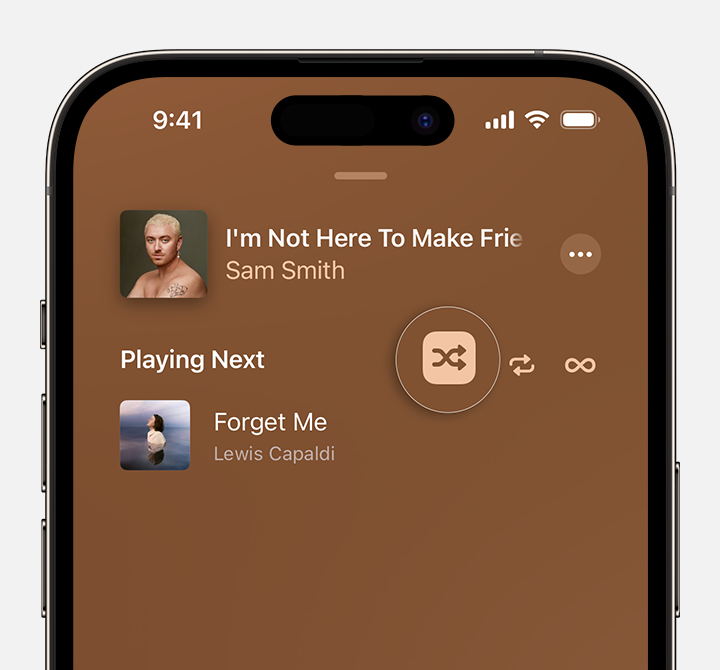 iPhone, ki prikazuje gumb »Shuffle« (Naključno predvajanje) na vrhu možnosti »Playing Next« (Naslednja skladba) v aplikaciji Apple Music