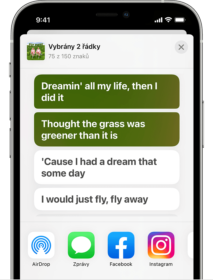 iPhone zobrazující list sdílení se dvěma vybranými řádky písničky. 