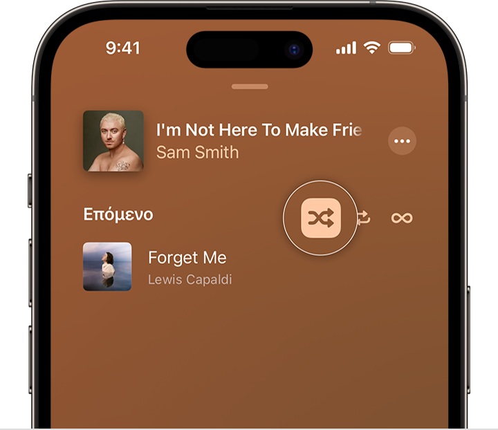 iPhone στο οποίο εμφανίζεται το κουμπί «Τυχαία σειρά» στο επάνω μέρος της ενότητας «Επόμενο» στην εφαρμογή Apple Music