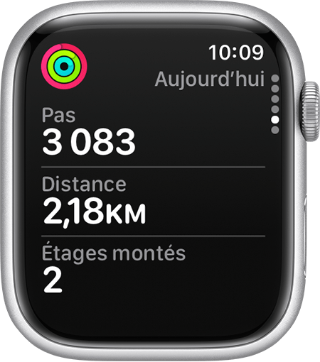 Nombre de pas, de distance et de trajets effectués dans l’app Activité sur Apple Watch.