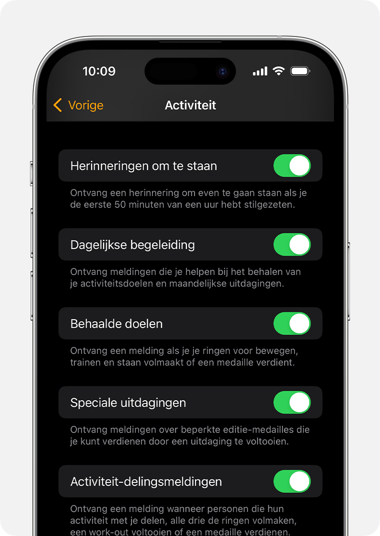 Een iPhone-scherm waarop de opties voor activiteitsmeldingen en herinneringen te zien zijn