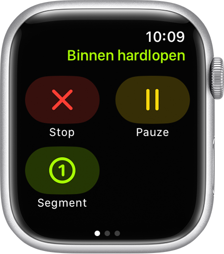 De opties 'Stop', 'Pauzeer' en 'Segment' tijdens een training 'Binnen hardlopen' op Apple Watch.