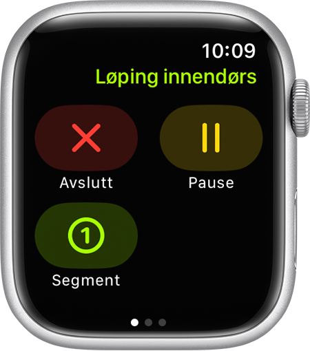 Alternativene for Avslutt, Pause og Deløkt under Løping innendørs på Apple Watch.