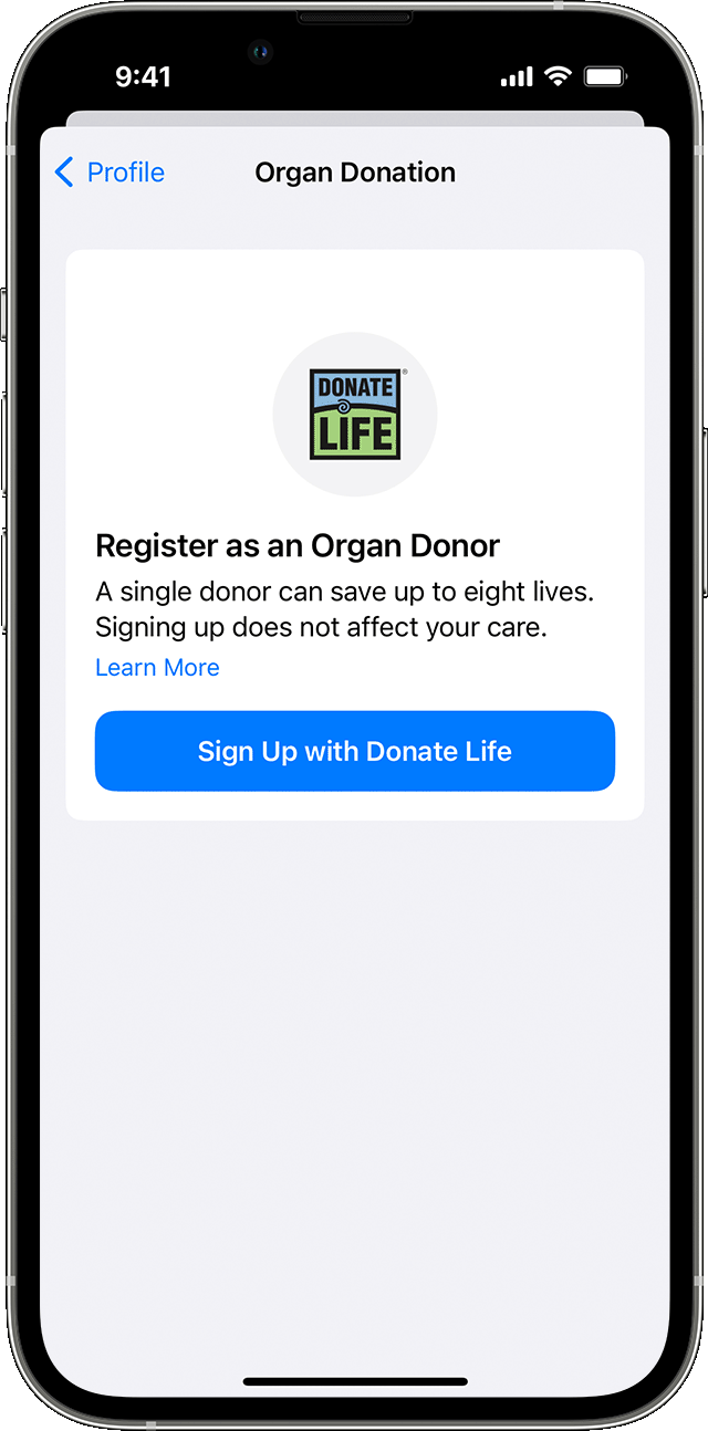 iOS 16 搭載 iPhone 13 Pro のヘルスケアアプリの「概要」からプロフィールを開き、臓器提供者として登録するところ