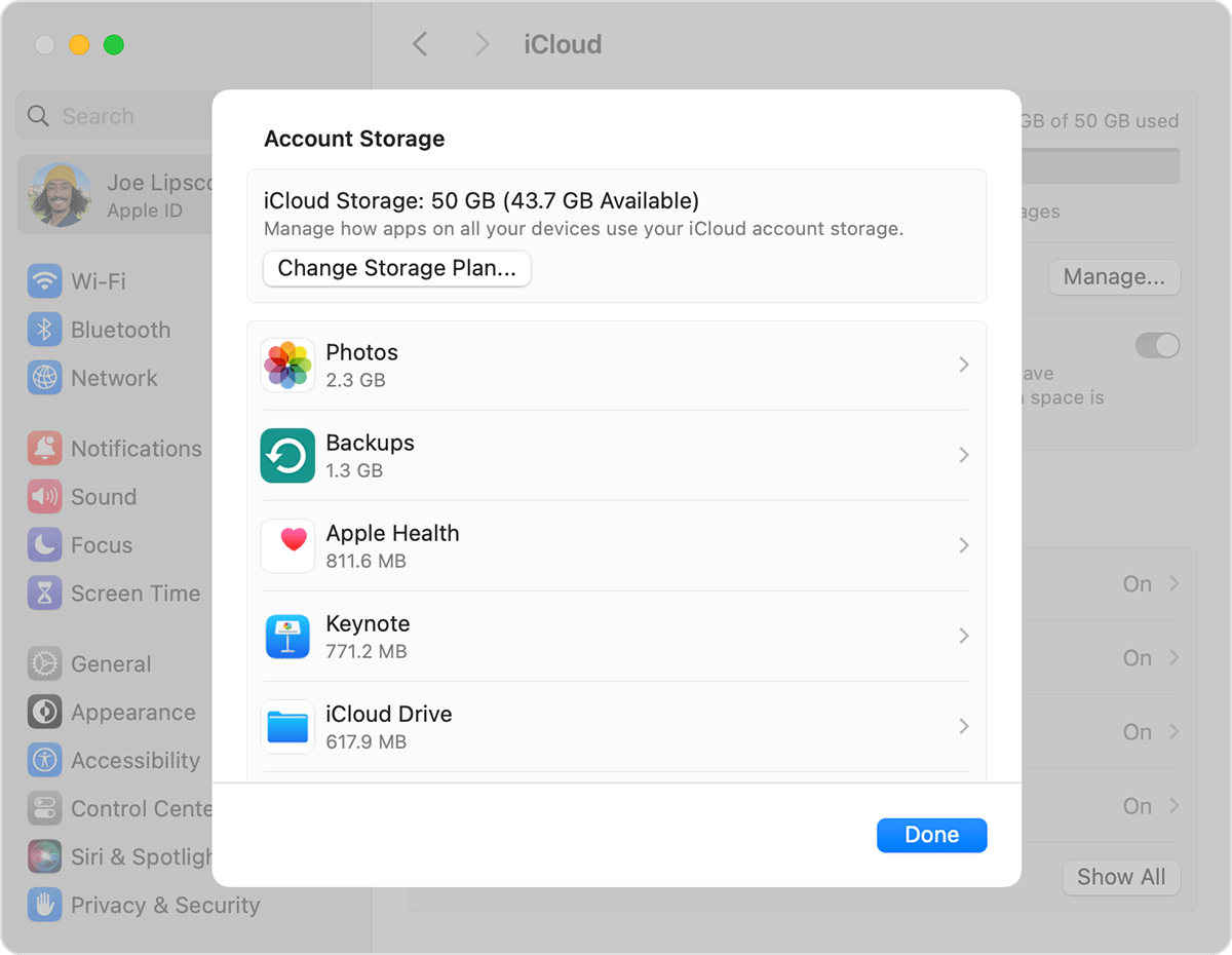 Muuta tallennustilatilausta -painike on iCloud-tallennustilatilauksen ja käytettävissä olevan tallennustilan alapuolella.