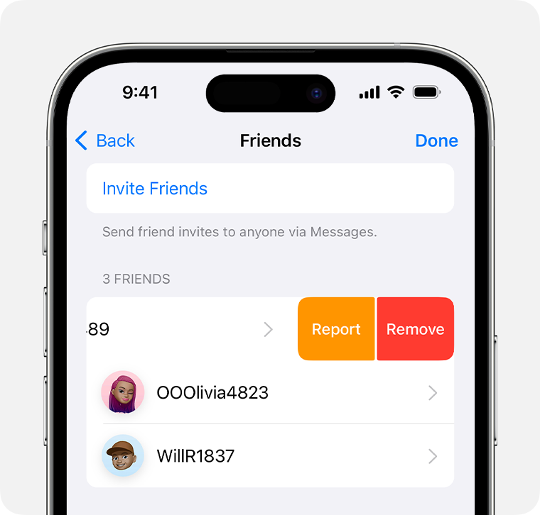 إعدادات الأصدقاء في Game Center على iPhone. يمكنك إزالة صديق عن طريق التمرير لليسار للكشف عن خيارات الإبلاغ والإزالة.