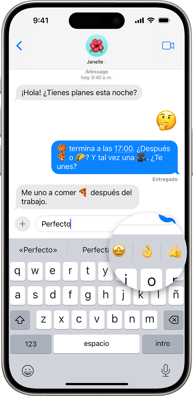 Una pantalla de iPhone que muestra una conversación de Mensajes con emojis predictivos ampliados en la parte superior del teclado.