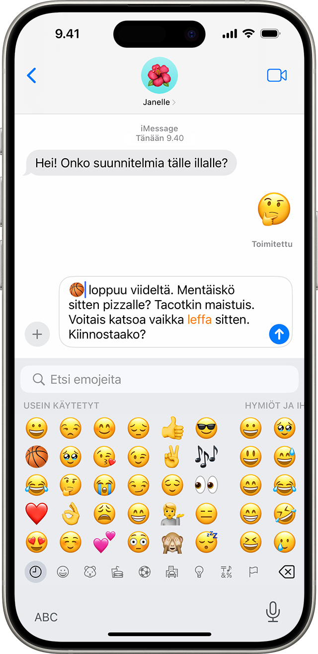 iPhonen näyttö, jossa näkyy Viestit-keskustelu ja avattu emojinäppäimistö.