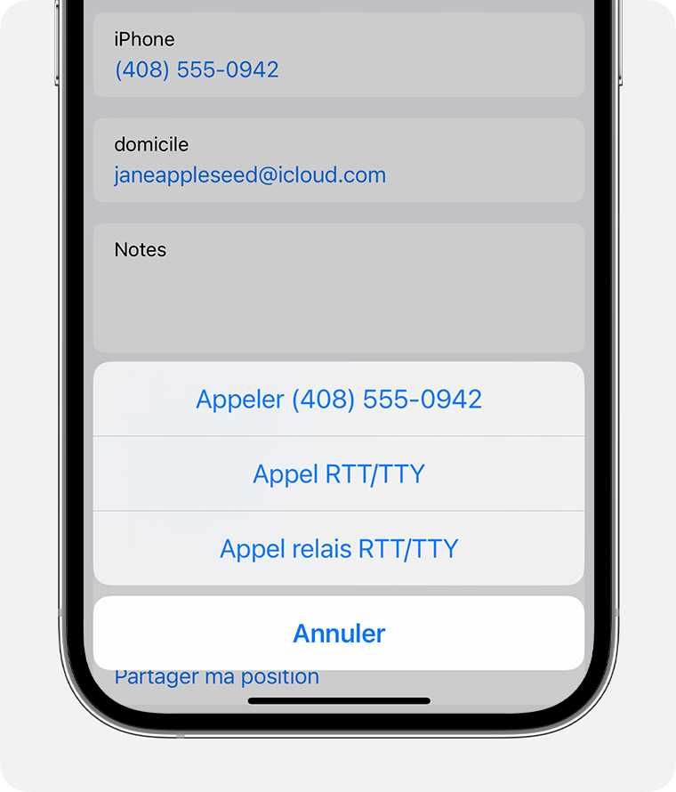 Écran d’iPhone qui affiche le menu permettant de sélectionner un appel RTT/TTY ou un appel relais RTT/TTY