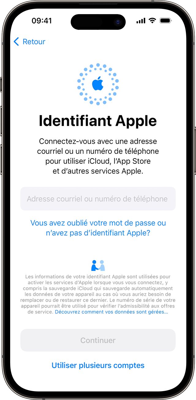 Utilisez votre adresse courriel ou votre numéro de téléphone pour vous connecter avec votre identifiant Apple pendant le processus de configuration d’iPhone sous iOS 17.