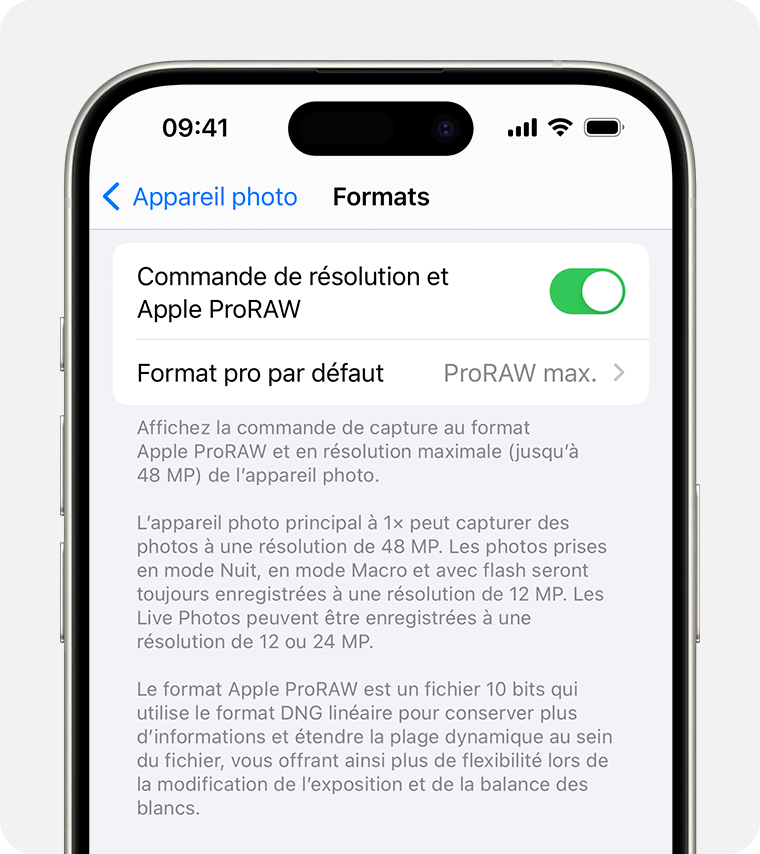 Dans iOS 17, vous pouvez définir la résolution ProRAW sur 12 MP ou 48 MP.
