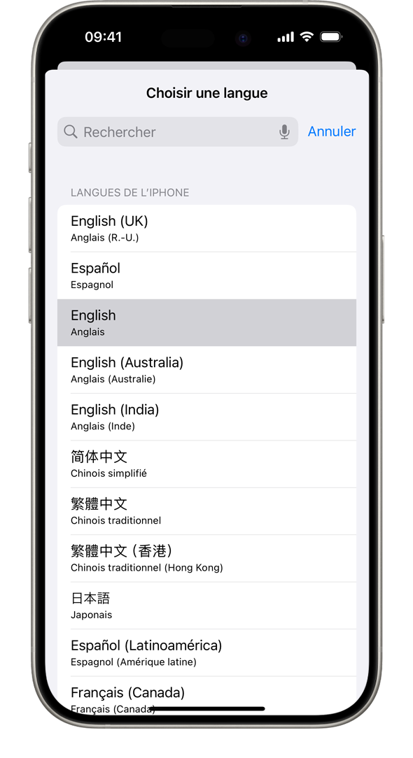 Un iPhone montrant la liste des langues disponibles, avec le français en surbrillance.