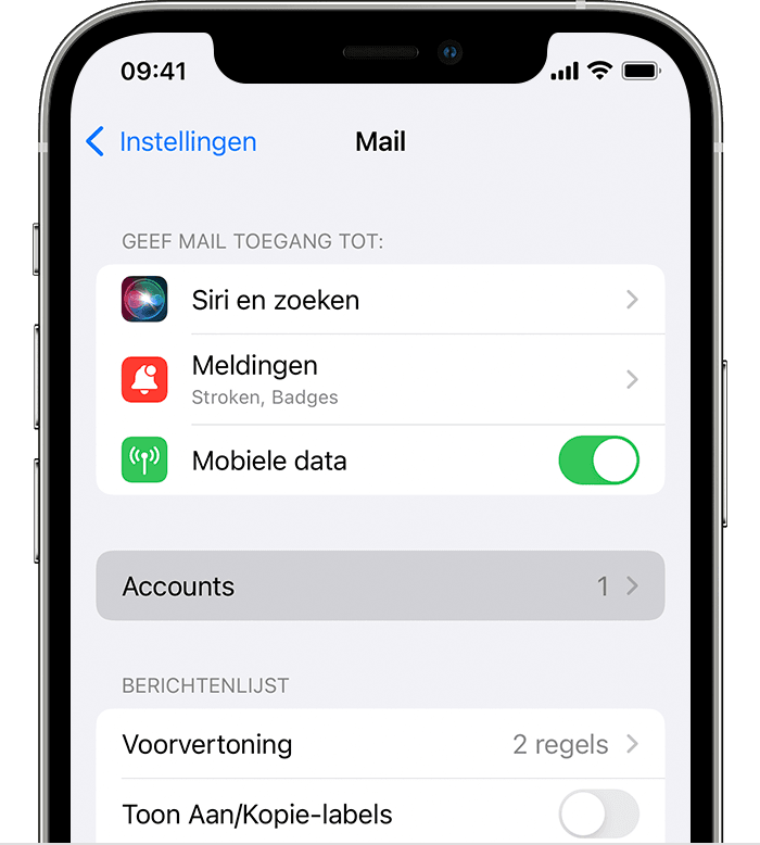 Ga naar 'Instellingen' > 'Mail' om je e-mailaccount automatisch te laten configureren op je iPhone.
