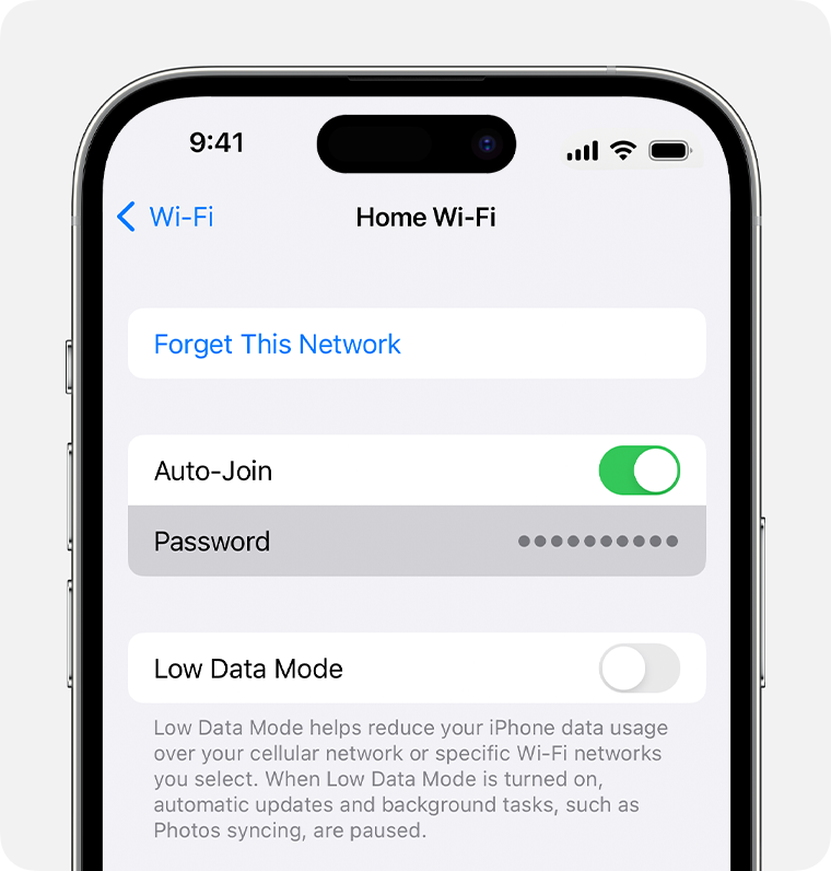 Wi-Fi-navn og Mer info for å se passord etter trykk på iPhone 14 Pro med iOS 16