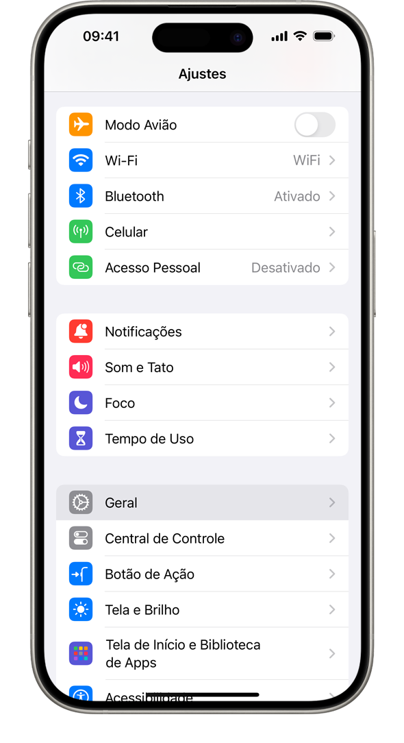 iPhone mostrando o app Ajustes com a opção Geral destacada, abaixo de "Tempo de Uso".