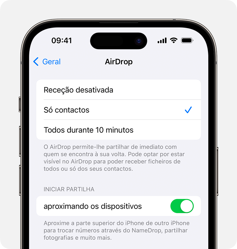 Um iPhone a mostrar as definições do AirDrop com a opção Só contactos selecionada.