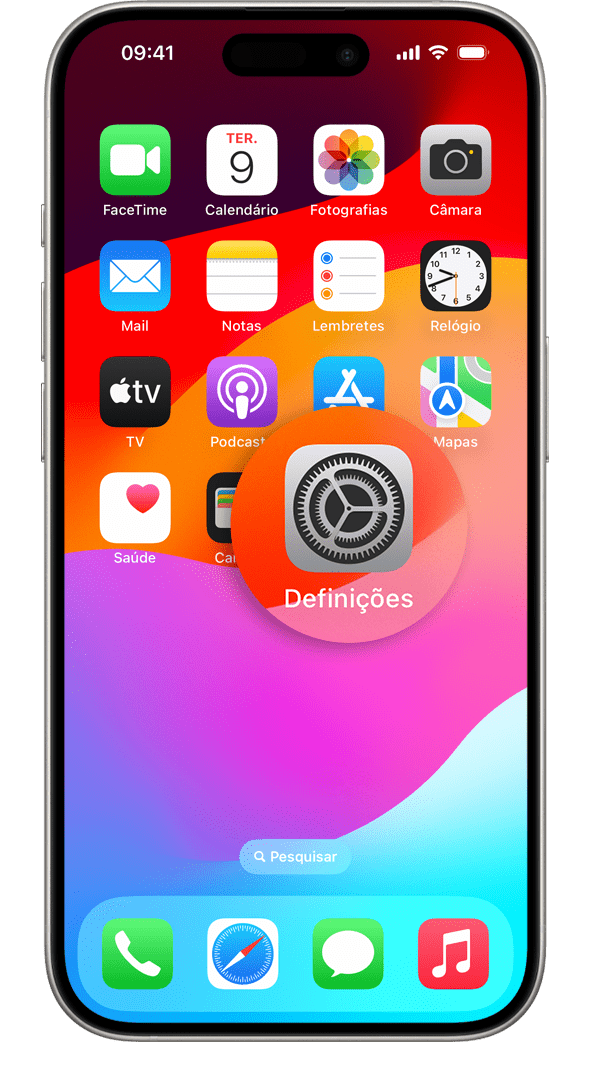Um iPhone a mostrar o ecrã principal com o ícone da app Definições ampliado.