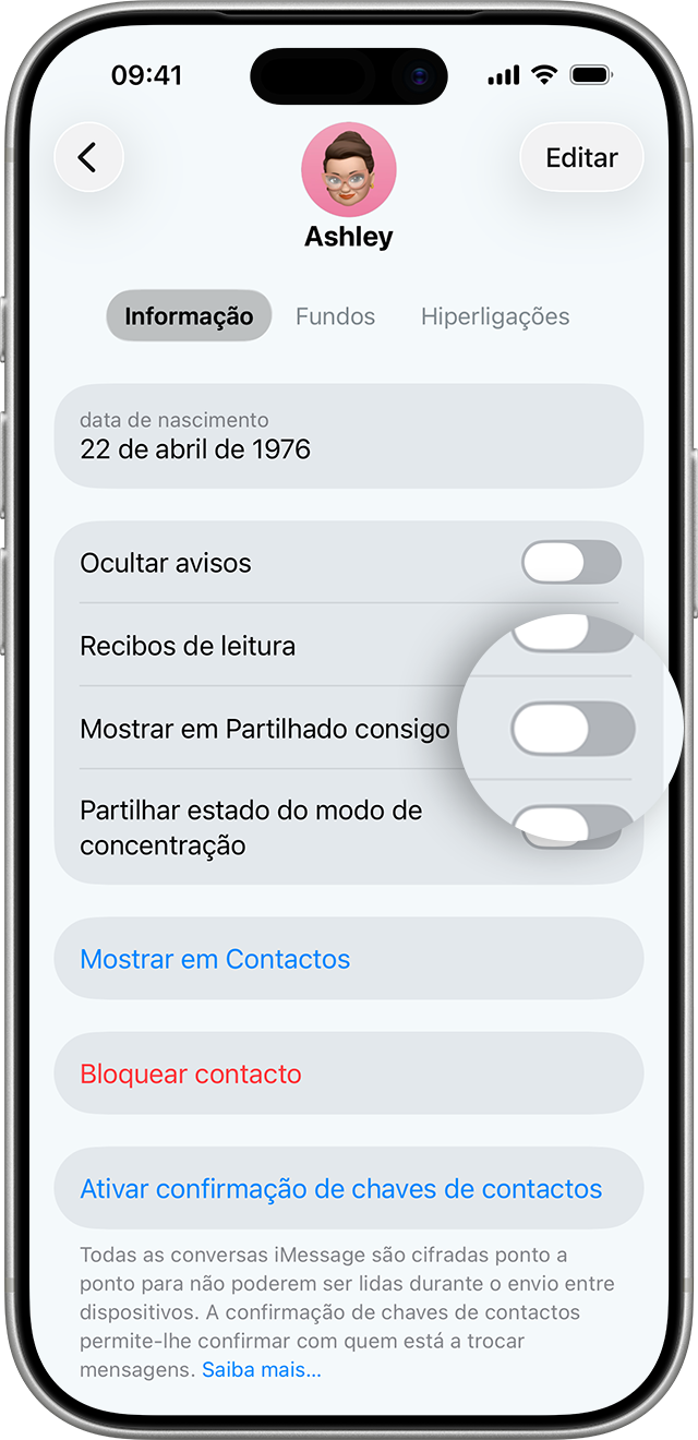 Um iPhone que mostra a opção de ativar ou desativar a opção Mostrar em partilhado consigo