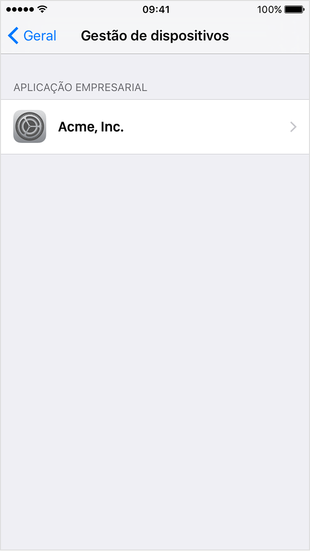  Ecrã do iPhone a mostrar o menu Gestão de dispositivos e perfis