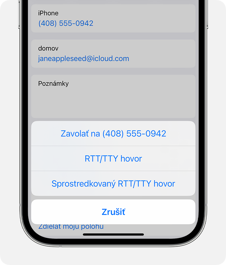 Obrazovka iPhonu so zobrazeným menu na výber hovoru RTT/TTY alebo prenosového hovoru RTT/TTY