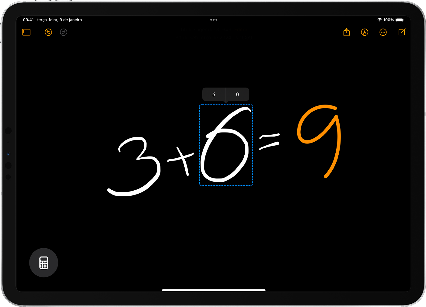 Um iPad a apresentar a equação "8 + um carácter ambíguo" nas Notas de matemática. O carácter ambíguo está rodeado por uma linha pontilhada azul e existe uma opção para selecionar um S ou um 5 para clarificar o carácter ambíguo.