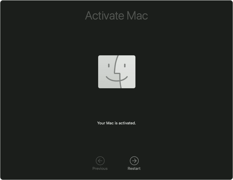 「Macをアクティベート」ウインドウに「再起動」ボタンが表示されている