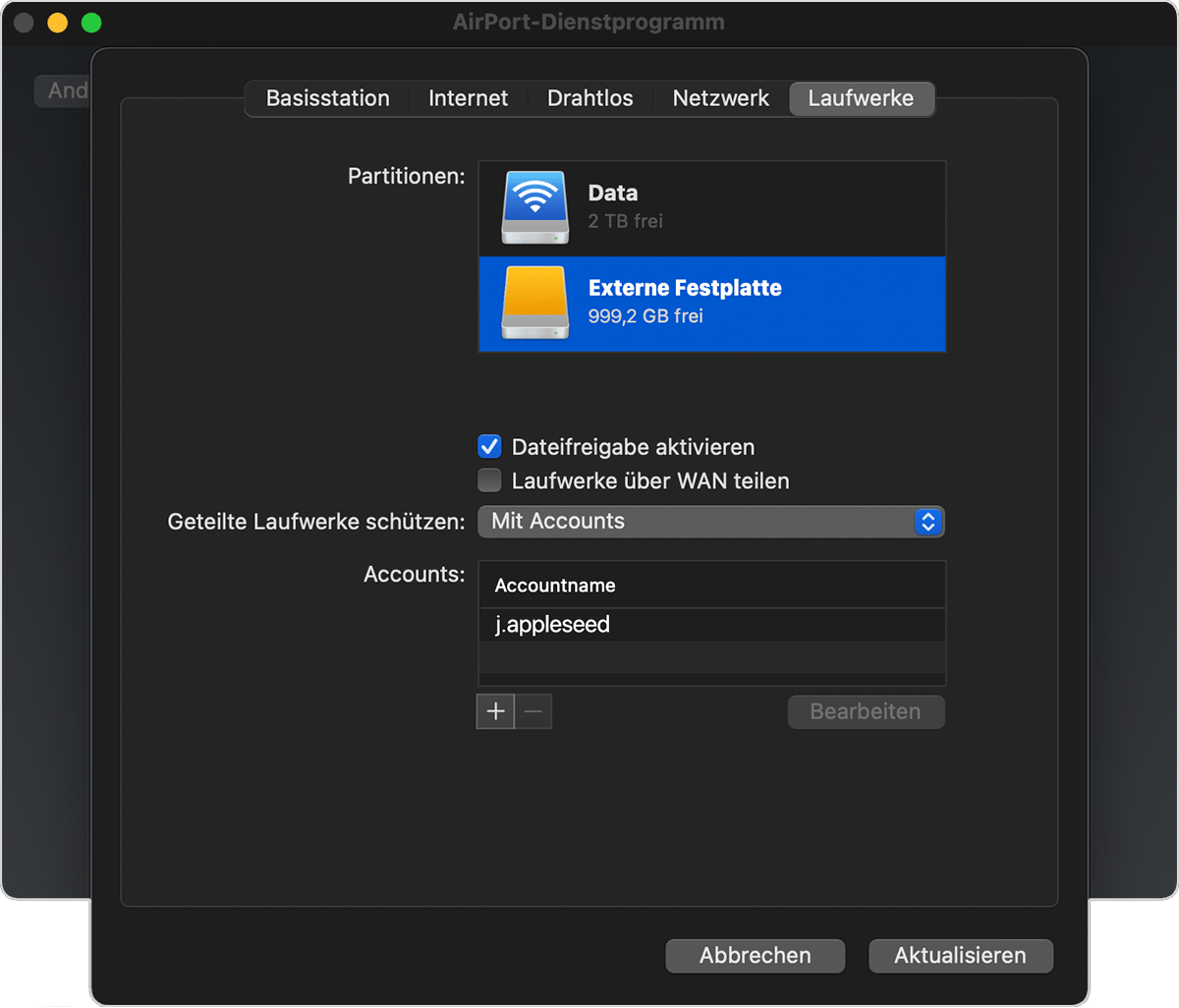 Tab „Laufwerke“ im Fenster „AirPort-Dienstprogramm“ mit aktivierter Option „Dateifreigabe aktivieren“