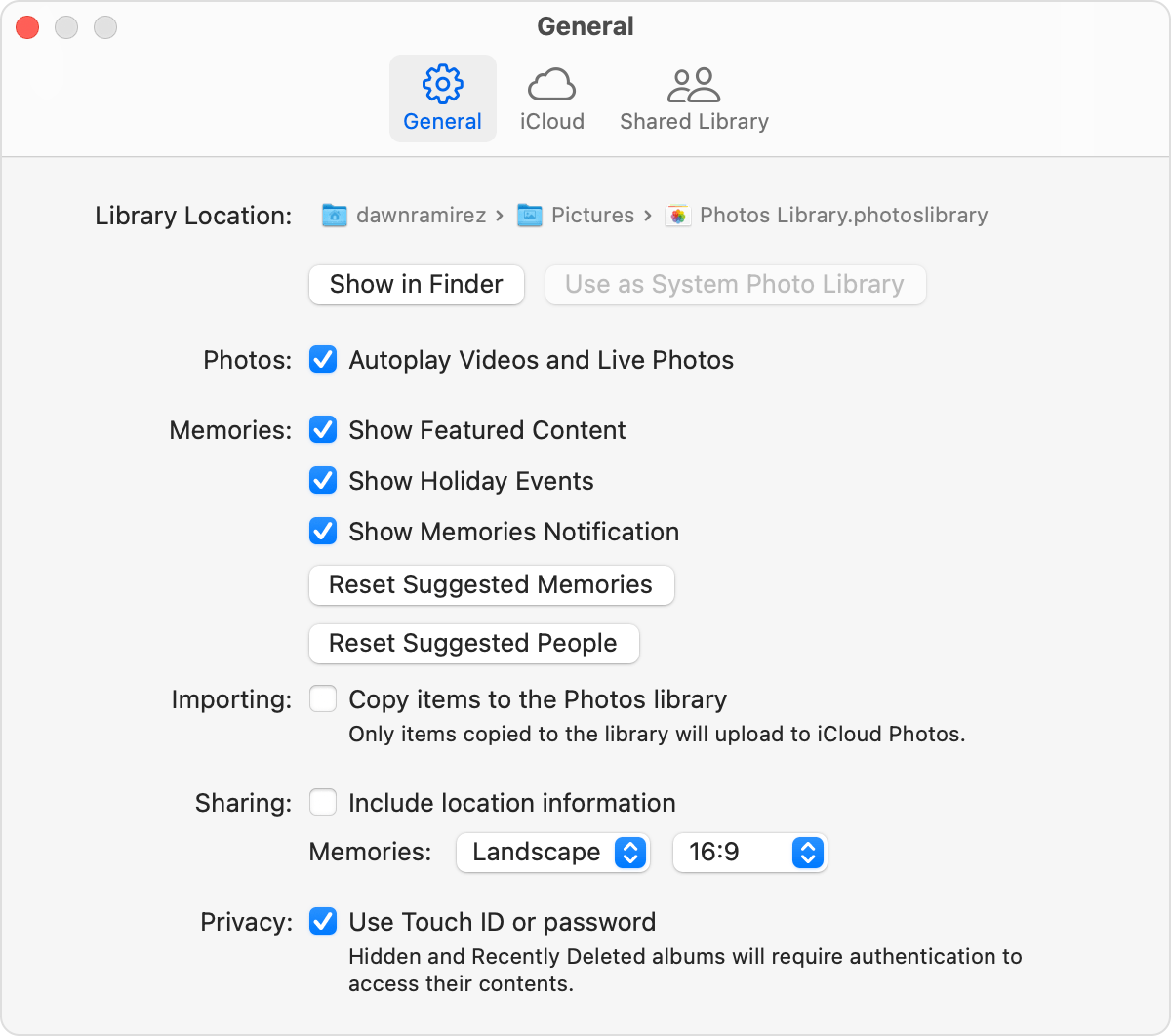 Photos app showing the General tab with various settings